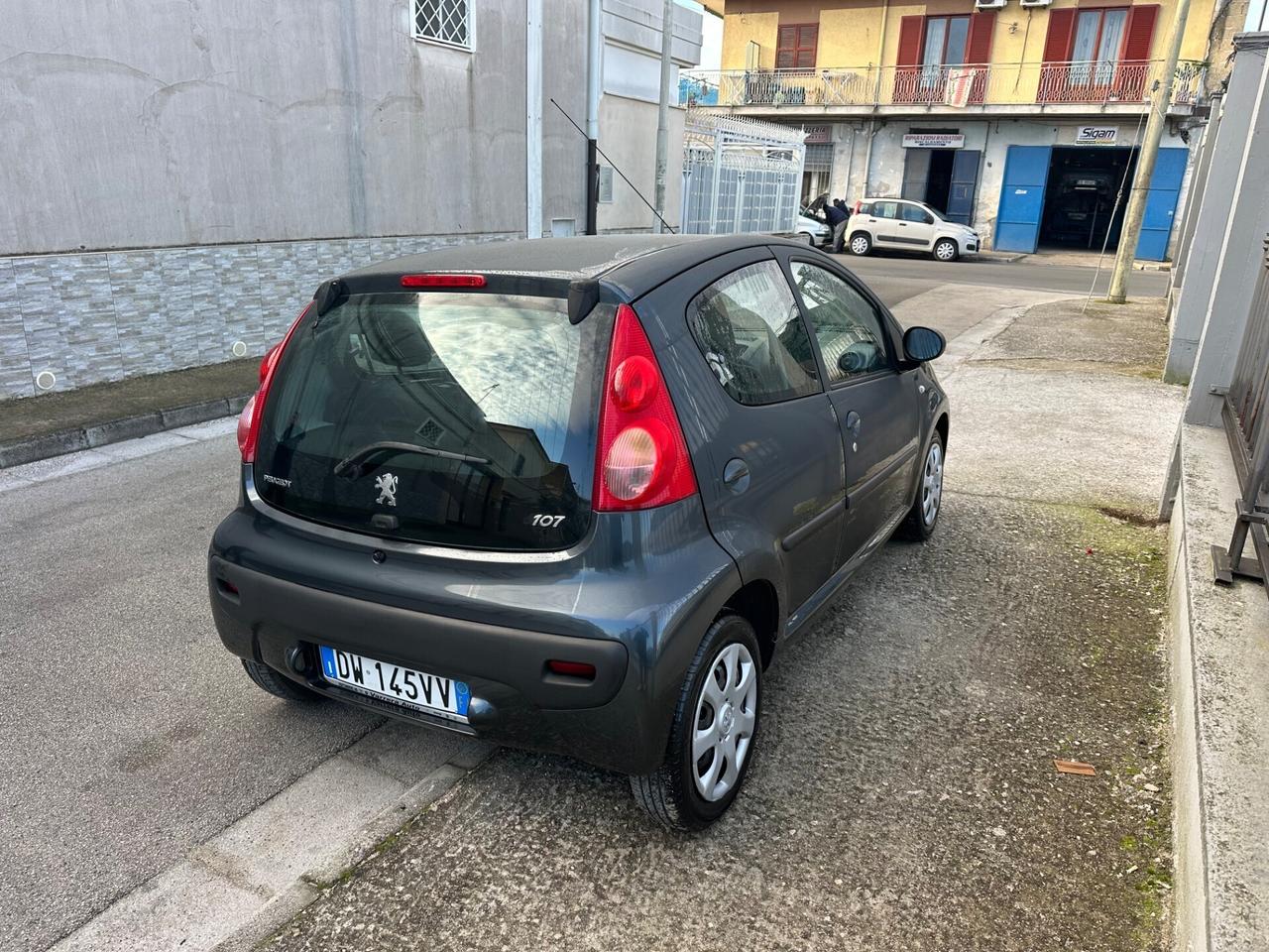 Peugeot 107 1.0 68CV 5p. Sweet Years Km 117.000