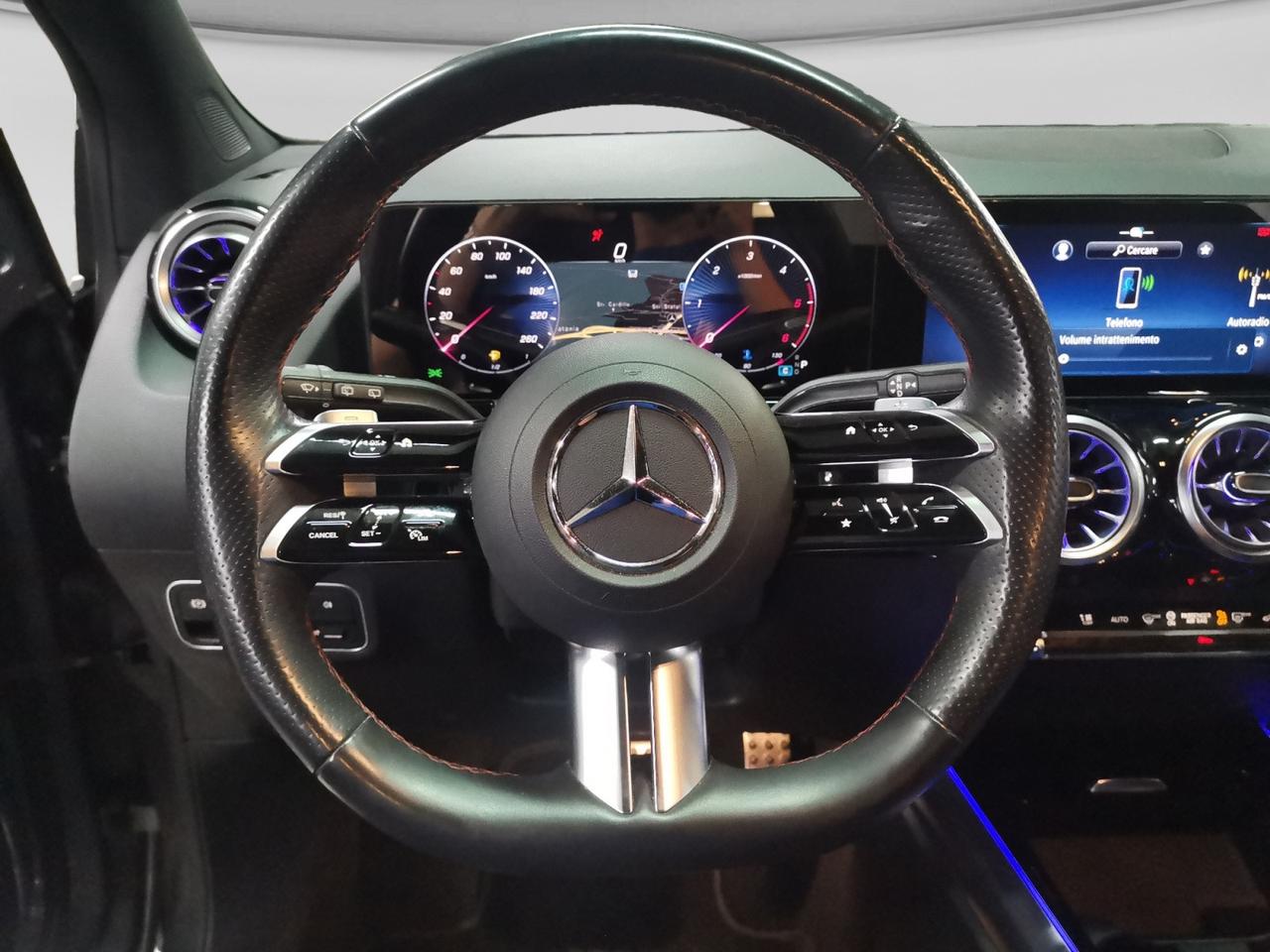 Mercedes-Benz Classe B - W247 2023 - B 180 d AMG Line Advanced Plus Digita