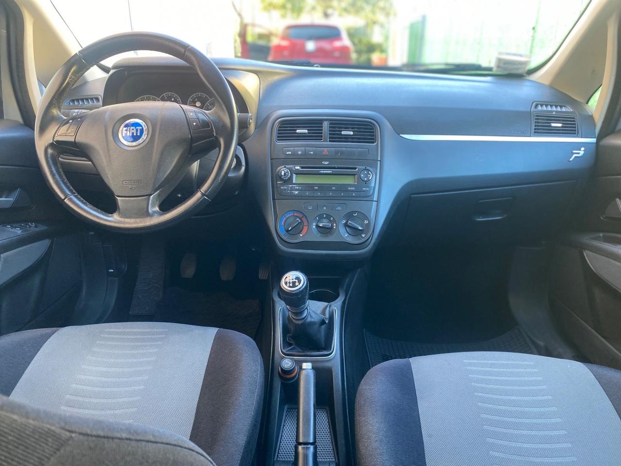 Fiat Grande Punto 1.2 5 porte neopatentati unico proprietario