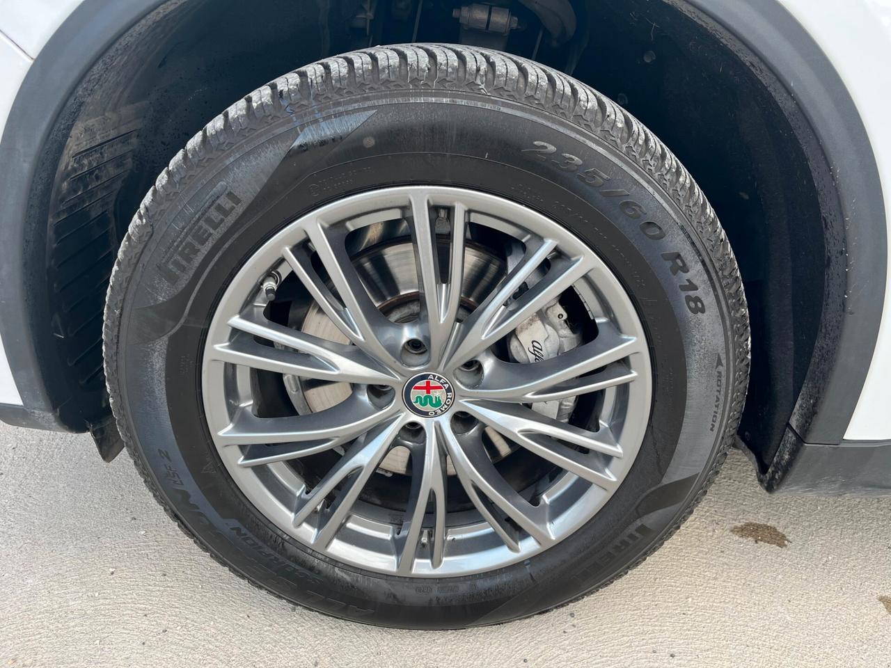 Alfa Romeo Stelvio 2.2 Turbodiesel 190 CV AT8 Q4 Super