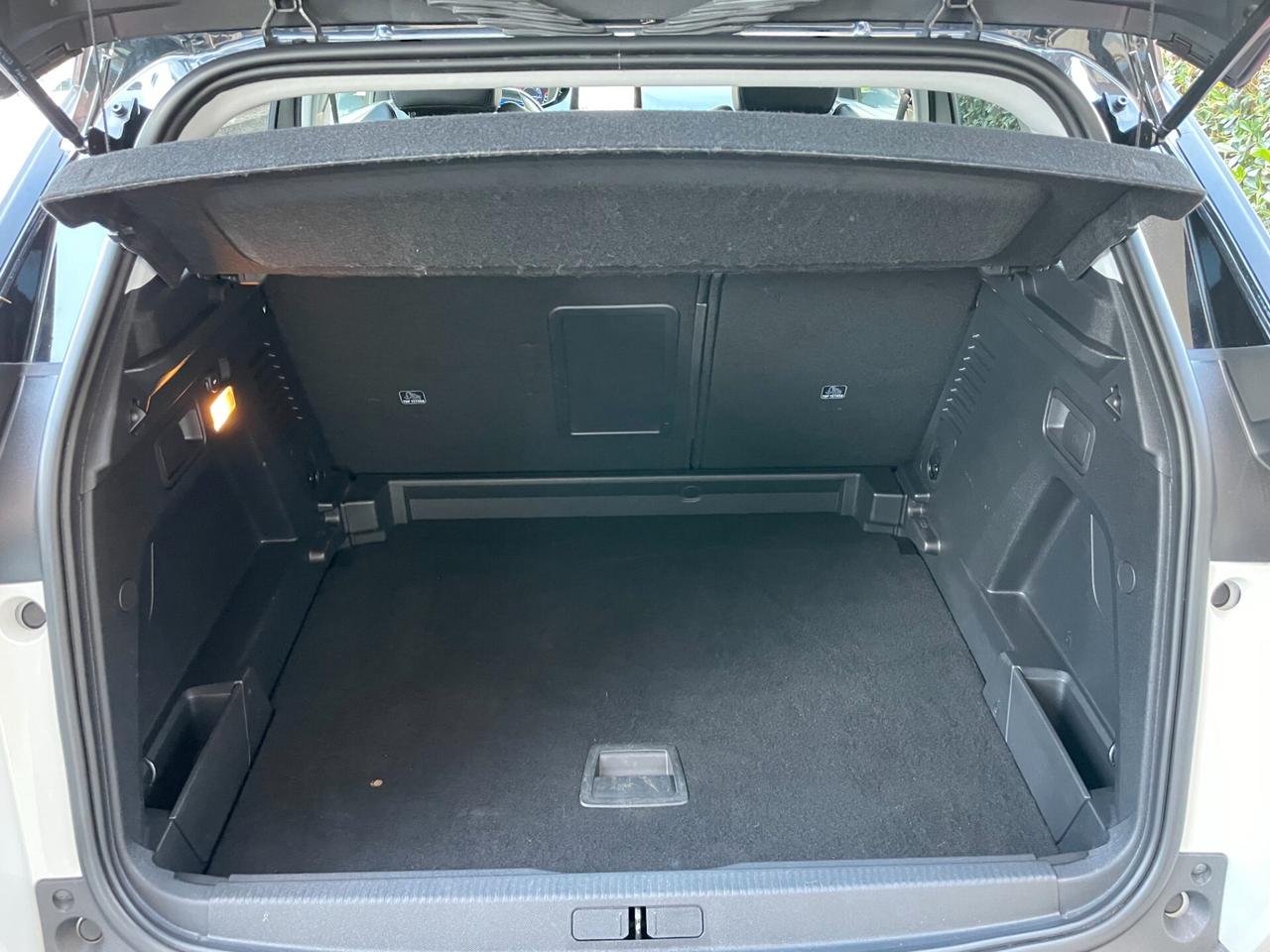Peugeot 3008 BlueHDi 120 S&S Allure