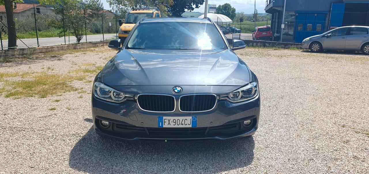 Bmw 320d Efficient Dynamics Touring Business Advantage aut.