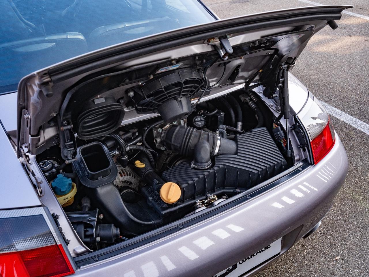 Porsche 911 996 Carrera 4 cat Coupé