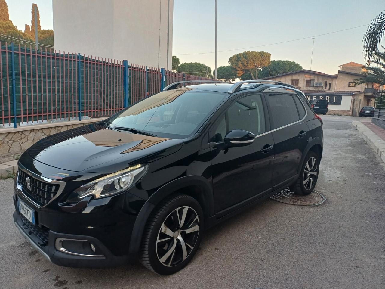 Peugeot 2008 BlueHDi 120 S&S Allure