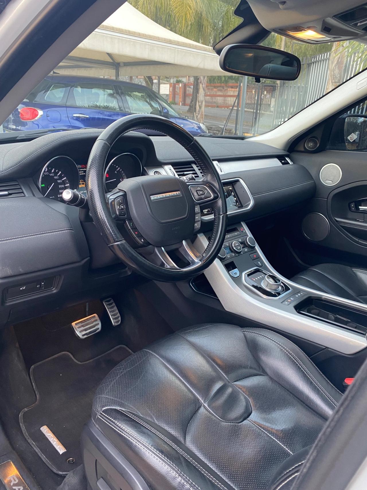 Land Rover Range Evoque 2.2 TD4 5p. Dynamic