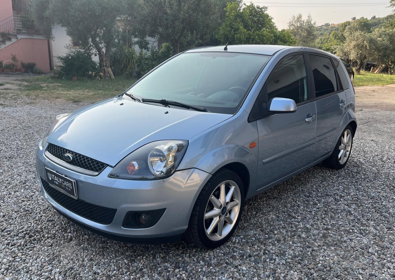 Ford Fiesta 1.4 TDCi 5p. Titanium