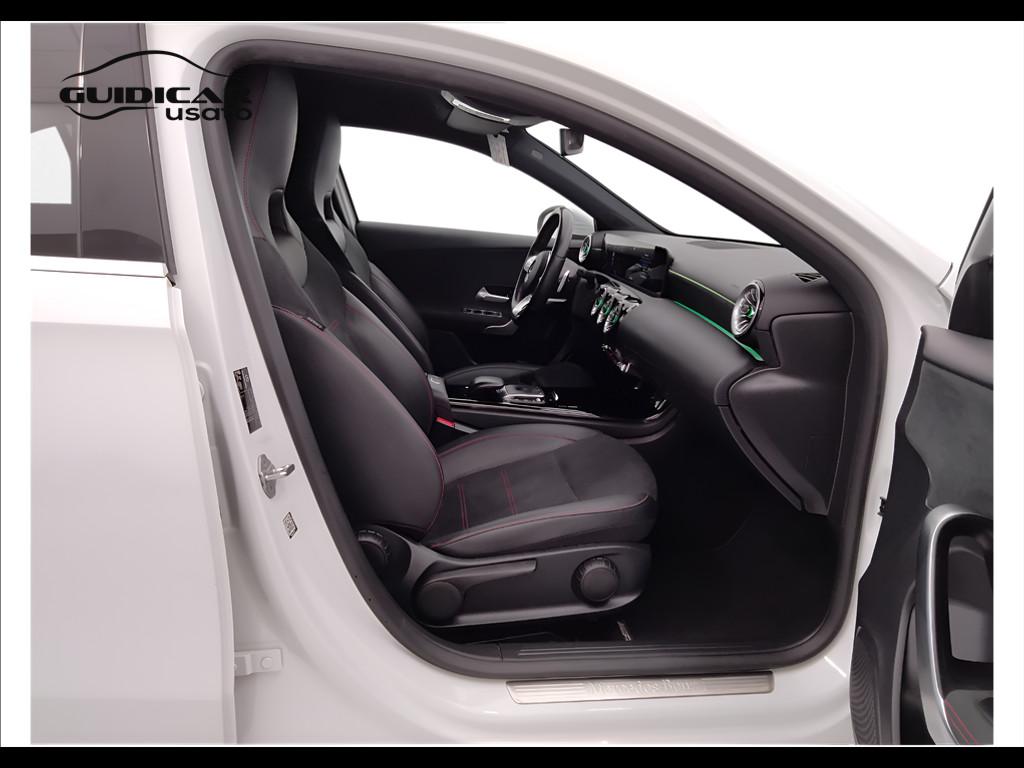 Mercedes-Benz Classe A - W177 2018 - A 180 d Premium auto