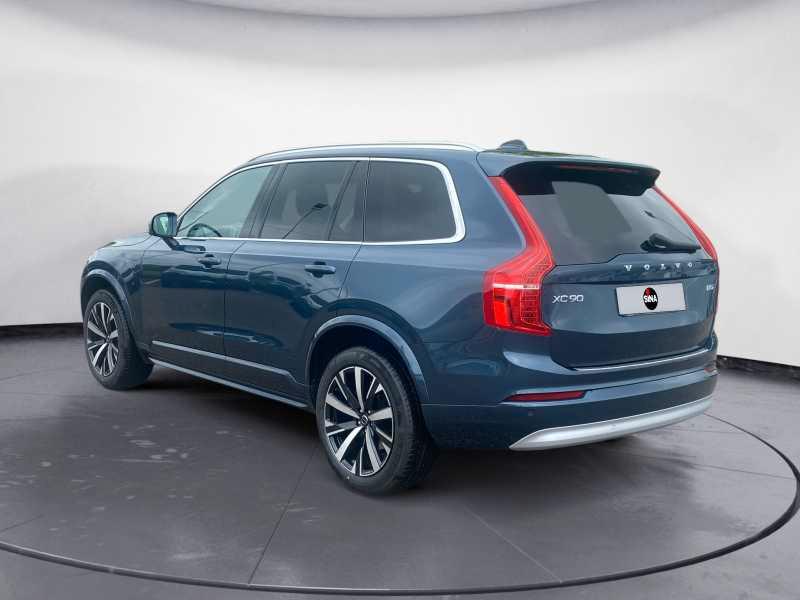 VOLVO XC90 2.0 b5 Momentum AwD GearTr.