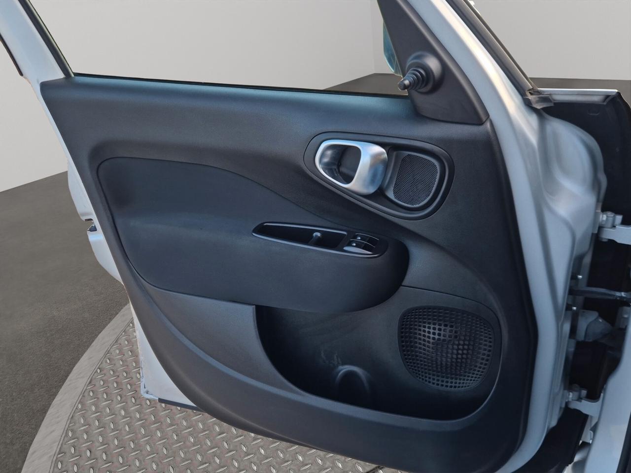 Fiat 500L Wagon 1.3 Multijet 95 CV Mirror