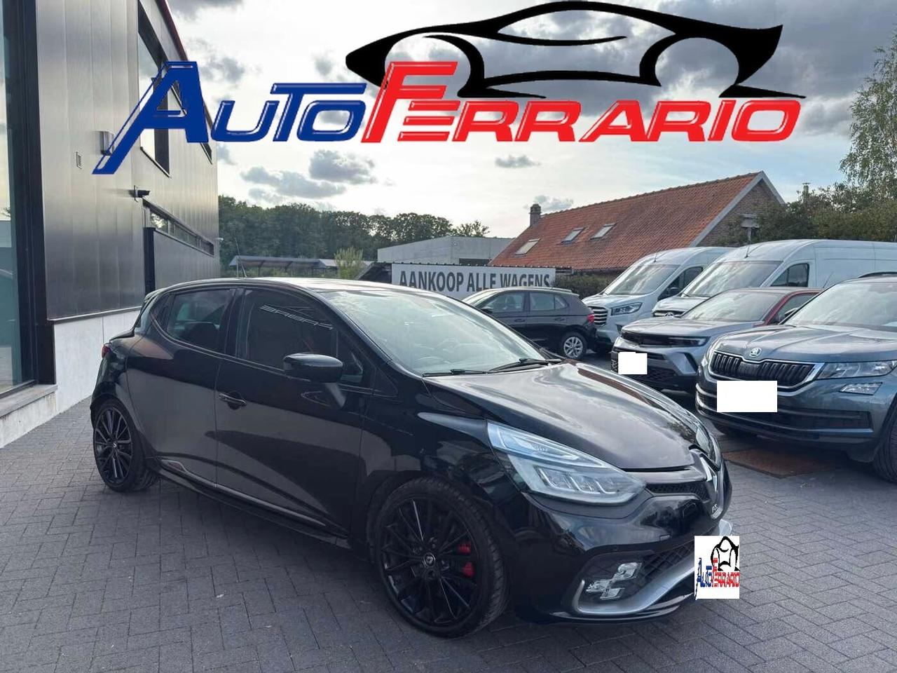 Renault Clio RS TROPHY AKAPRAPOVIC SENS PARK 18" VETRI SCURI SED. RISCALDATI PELLE/TESSUTO IN ARRIVO OPZIOANBILE