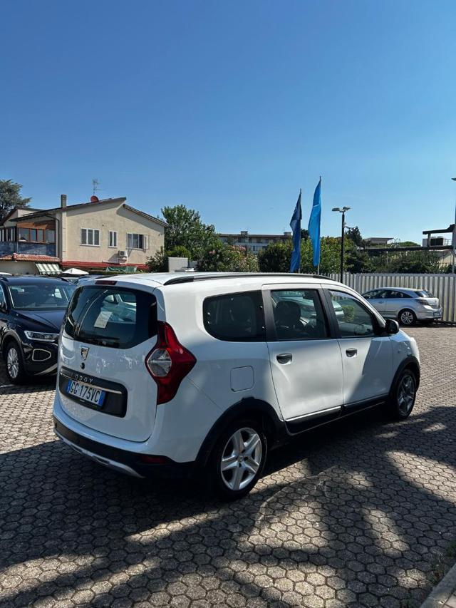 DACIA Lodgy Stepway 1.5 Blue dCi 8V 115CV 7 posti