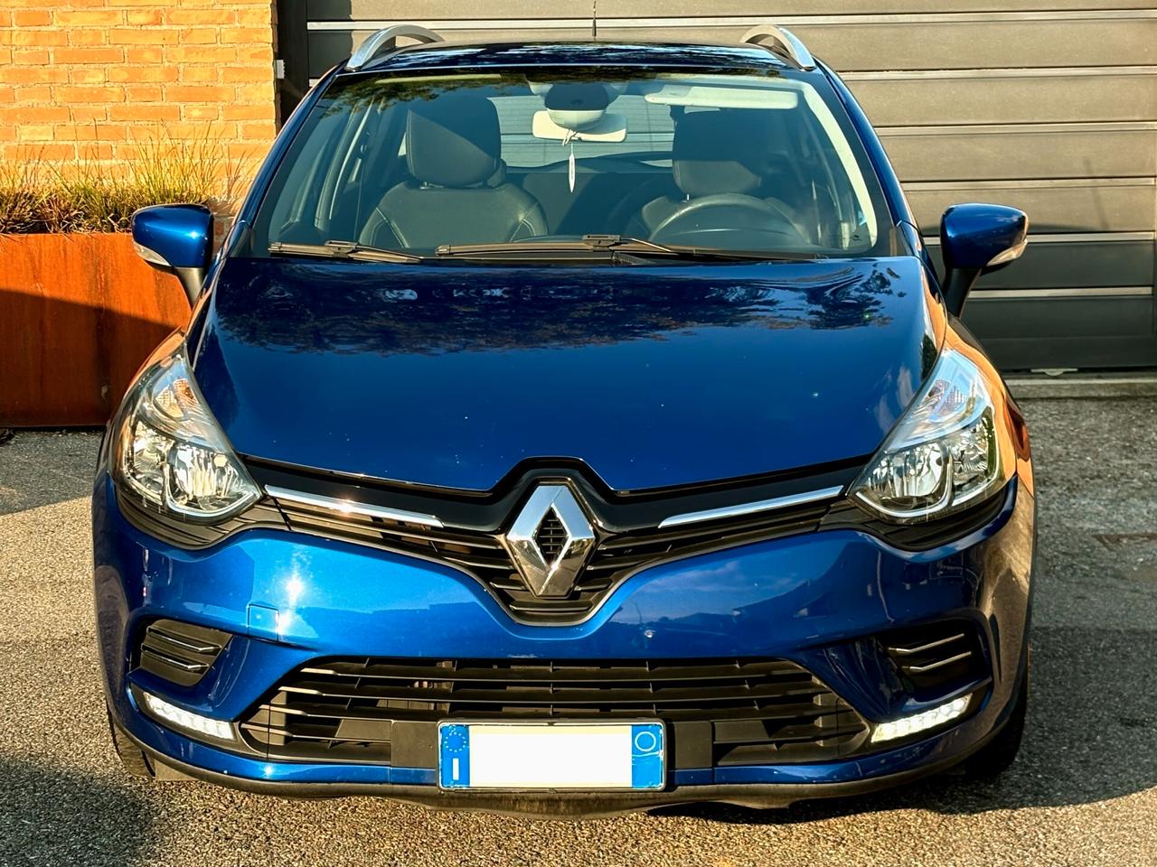 RENAULT CLIO 1.5D-EURO 6-Motore con 145000KM-2018