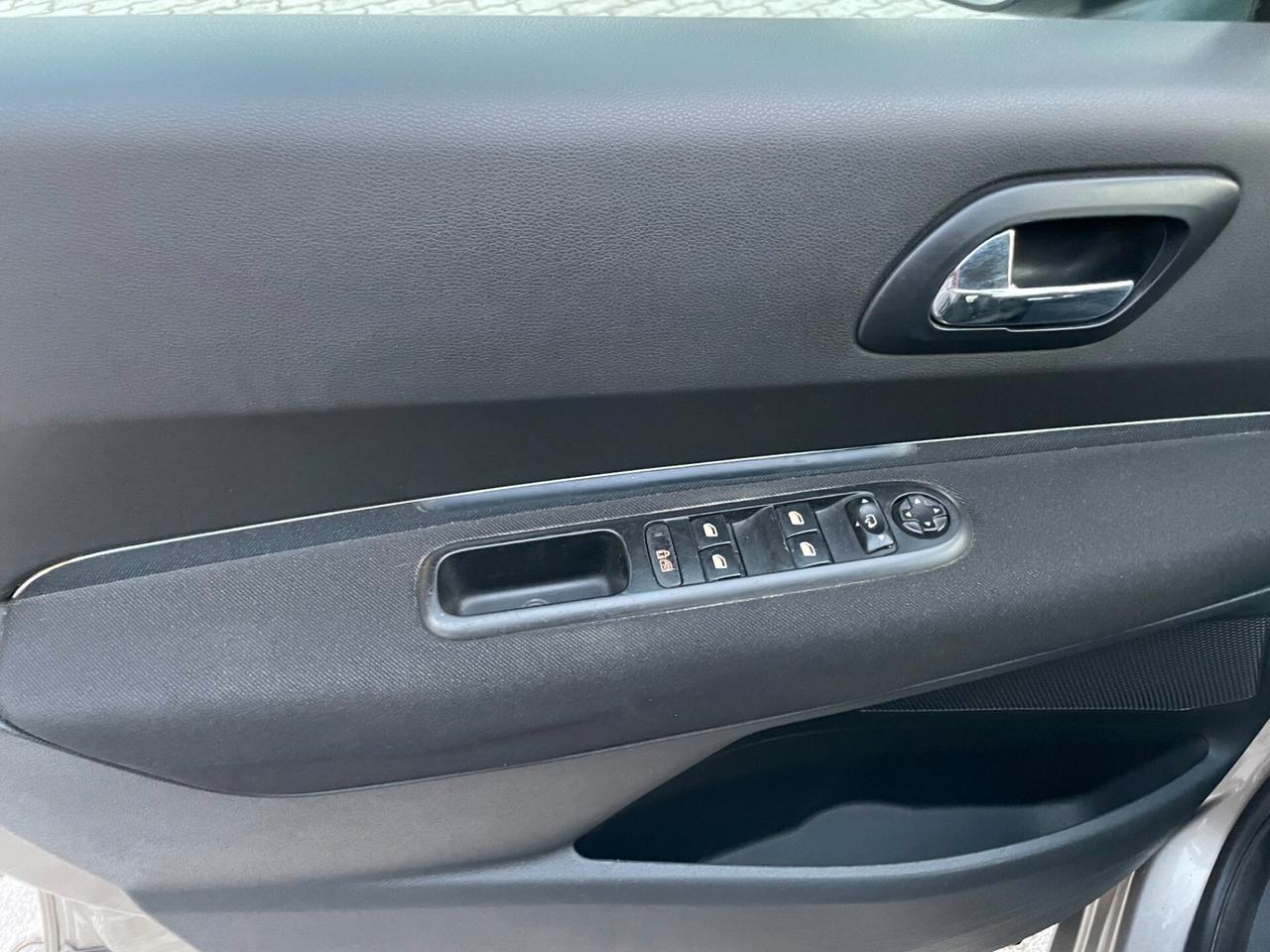 Peugeot 5008 1.6 VTi 120CV Tecno 7 POSTI PERFETTO!!