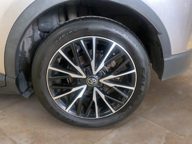 TOYOTA C-HR 1.8 Hybrid E-CVT Trend