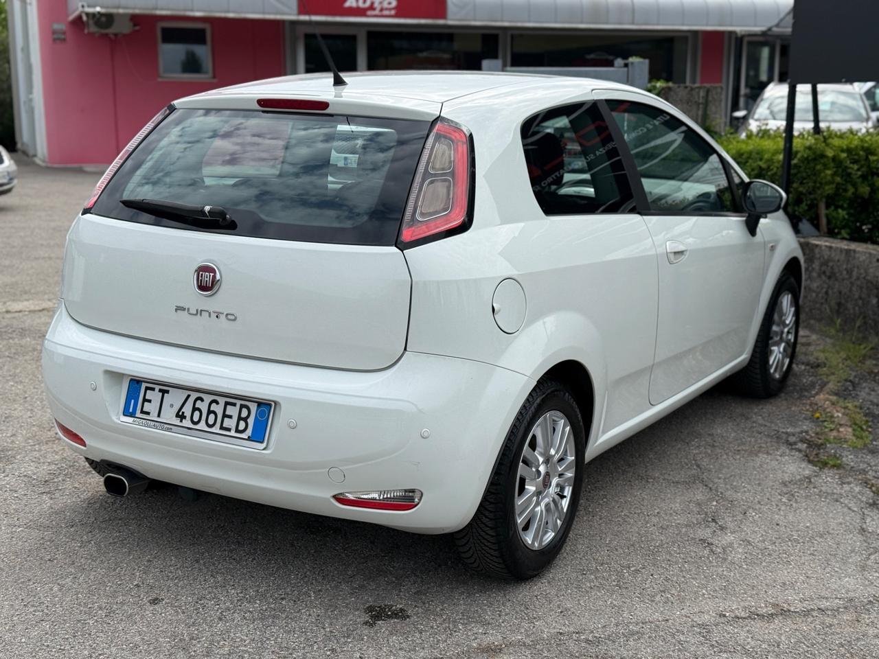 Fiat Punto 1.3 MJT II 75 CV 3 porte Lounge NEO PATENTATI