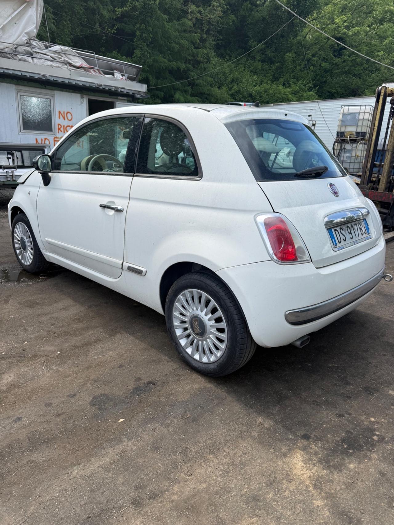 Fiat 500 1.2 BENZINA MARCIANTE INCIDENTATA – OTTIMA DA RIPRISTINO