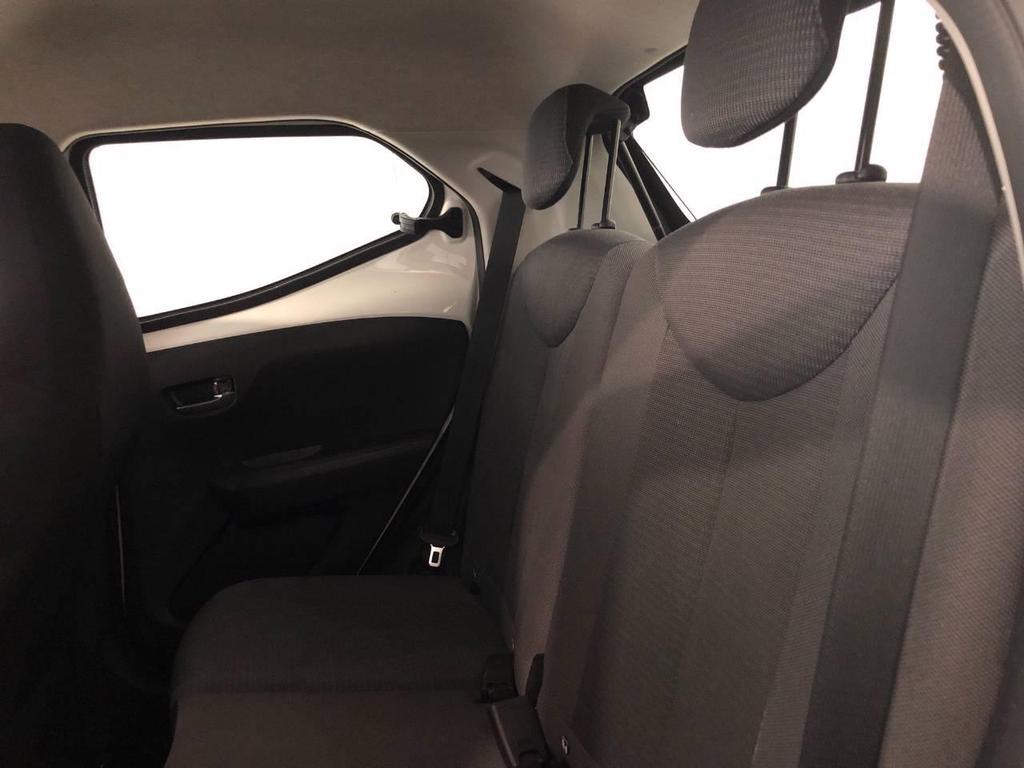 Toyota Aygo 5 Porte 1.0 VVT-i x-play M-MT