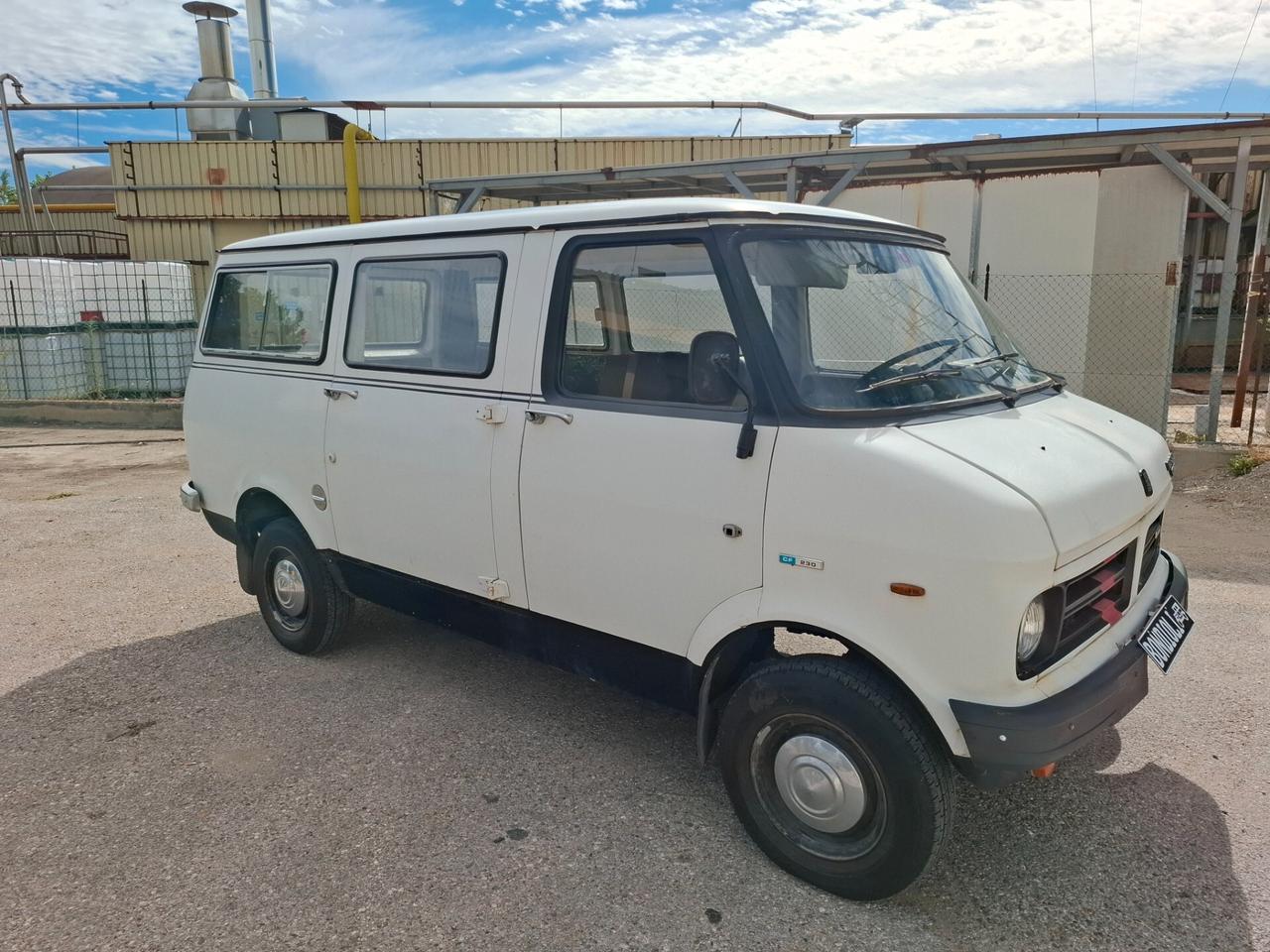 Bedford CF 97 1980 5 marce