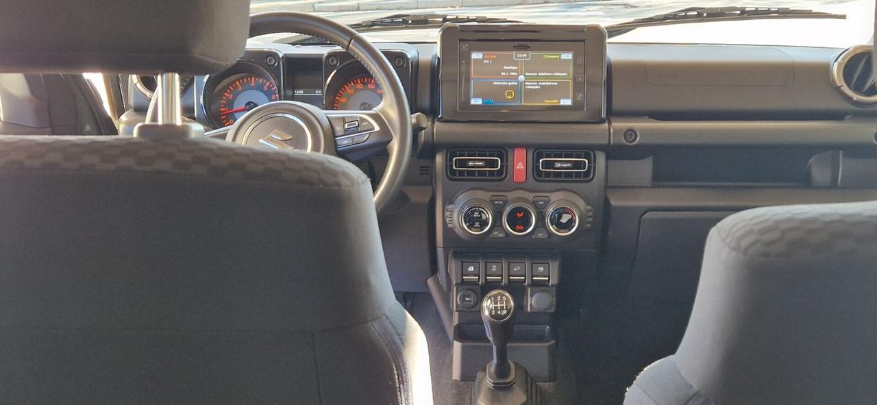 Suzuki Jimny 1.5 5MT Top autovettura 4 posti