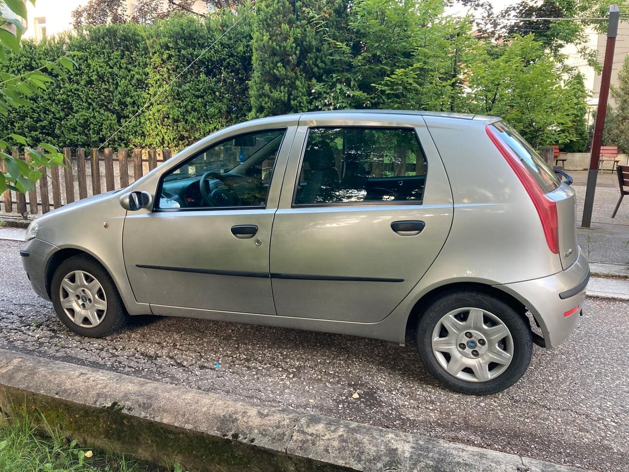 FIAT PUNTO 1.3 MJT 70CV 5PORTE CAMBIO AUTOMATICO