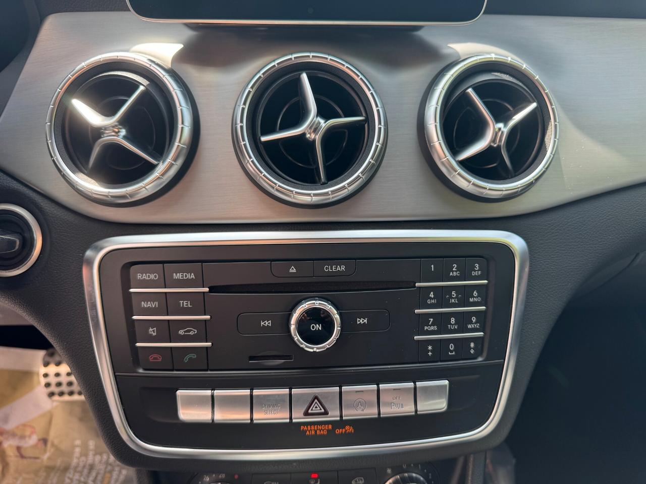 Mercedes-benz CLA 180d Automatic Premium