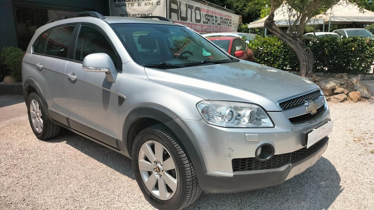 Chevrolet Captiva 2.0 VCDi LTX 7 POSTI FULL OPTIONAL