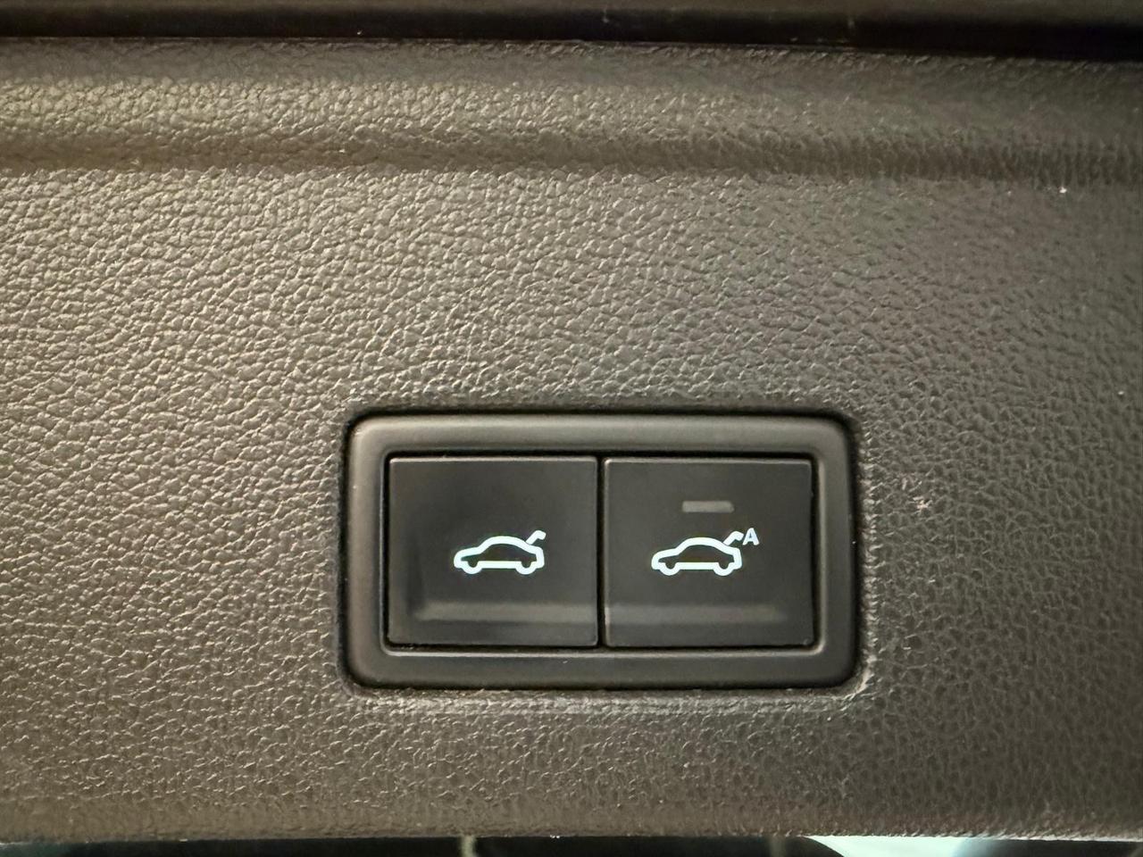 VOLKSWAGEN TOUAREG 3.0 V6 ADVANCED 231CV - FULL LED, VIRTUAL COCKPIT, PELLE