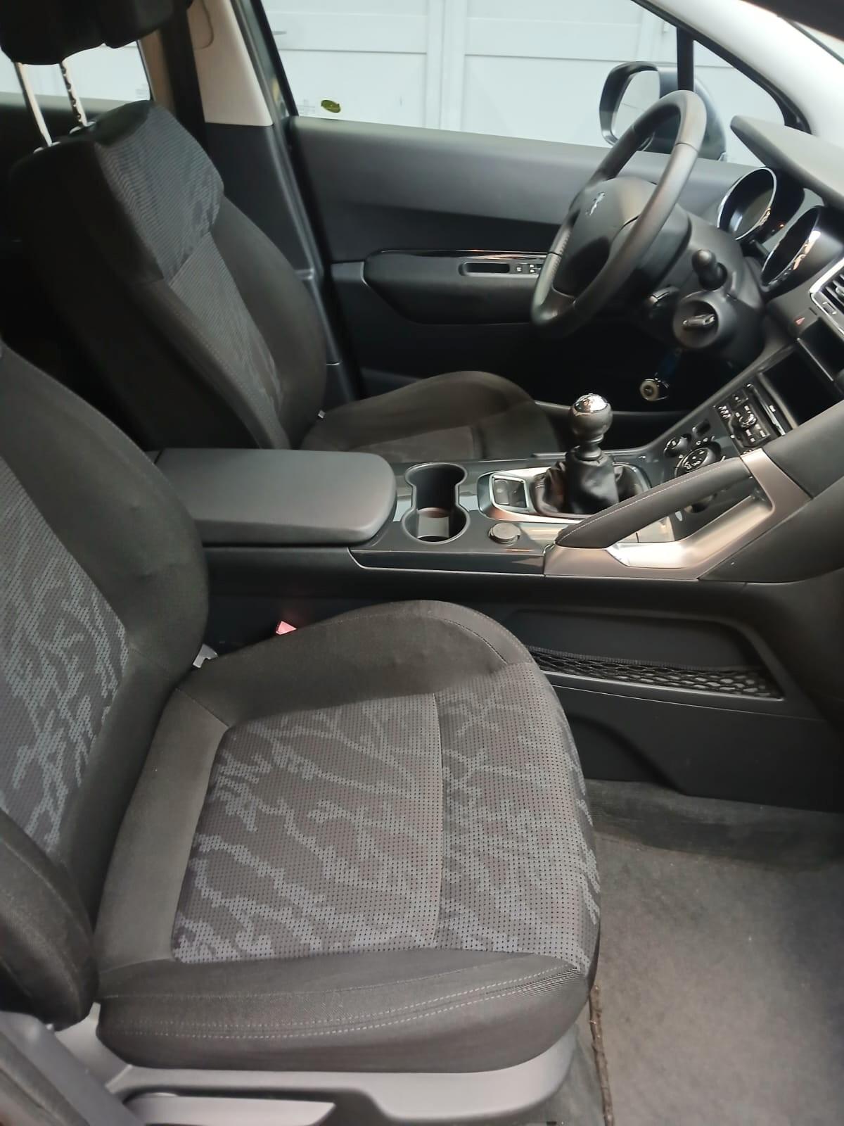 Peugeot 3008 1.6 HDi 110CV Business