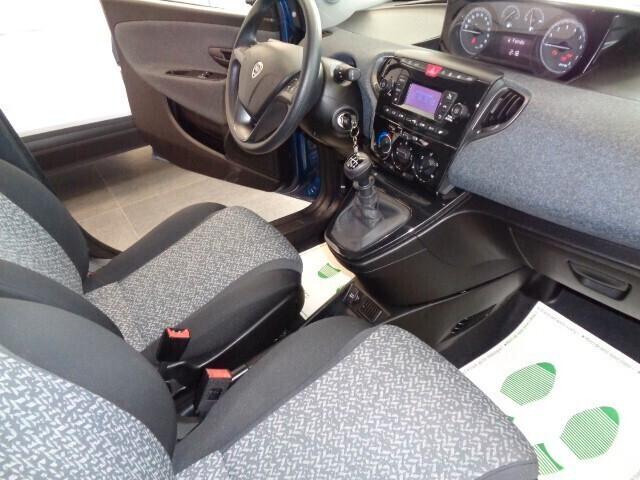 Lancia Ypsilon 1.0 FireFly 5 porte S&S Italiana