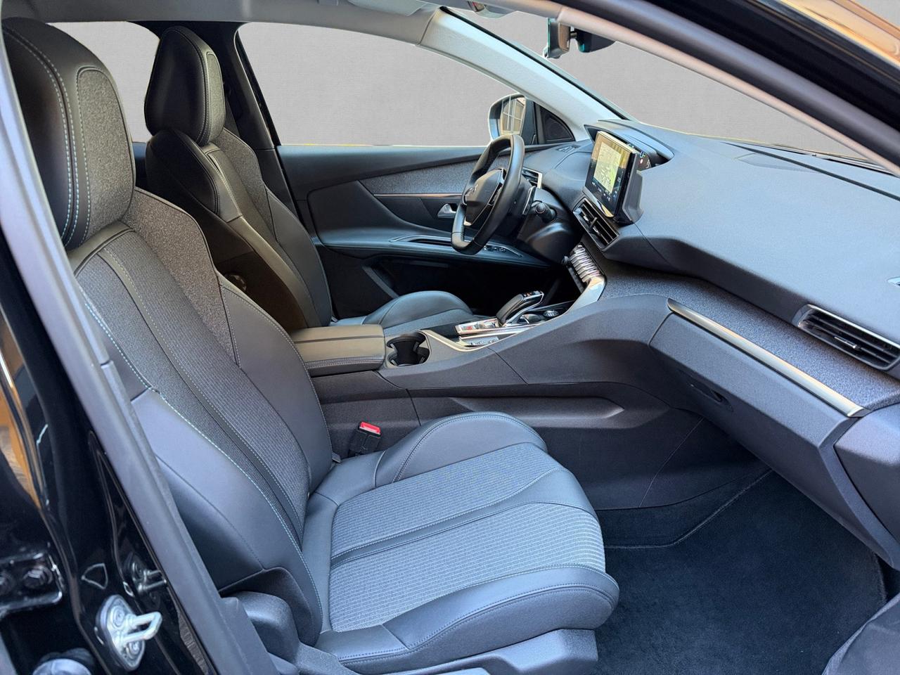 Peugeot 3008 3008 1.6 hybrid phev Allure Pack 225cv e-eat8