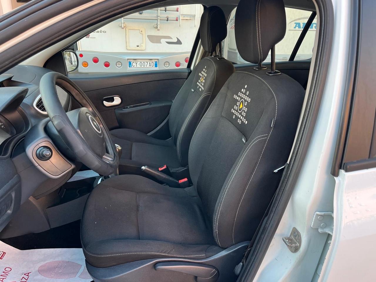 Renault Clio 2012 1.5 dCi 75CV 12 MESI DI GARANZIA