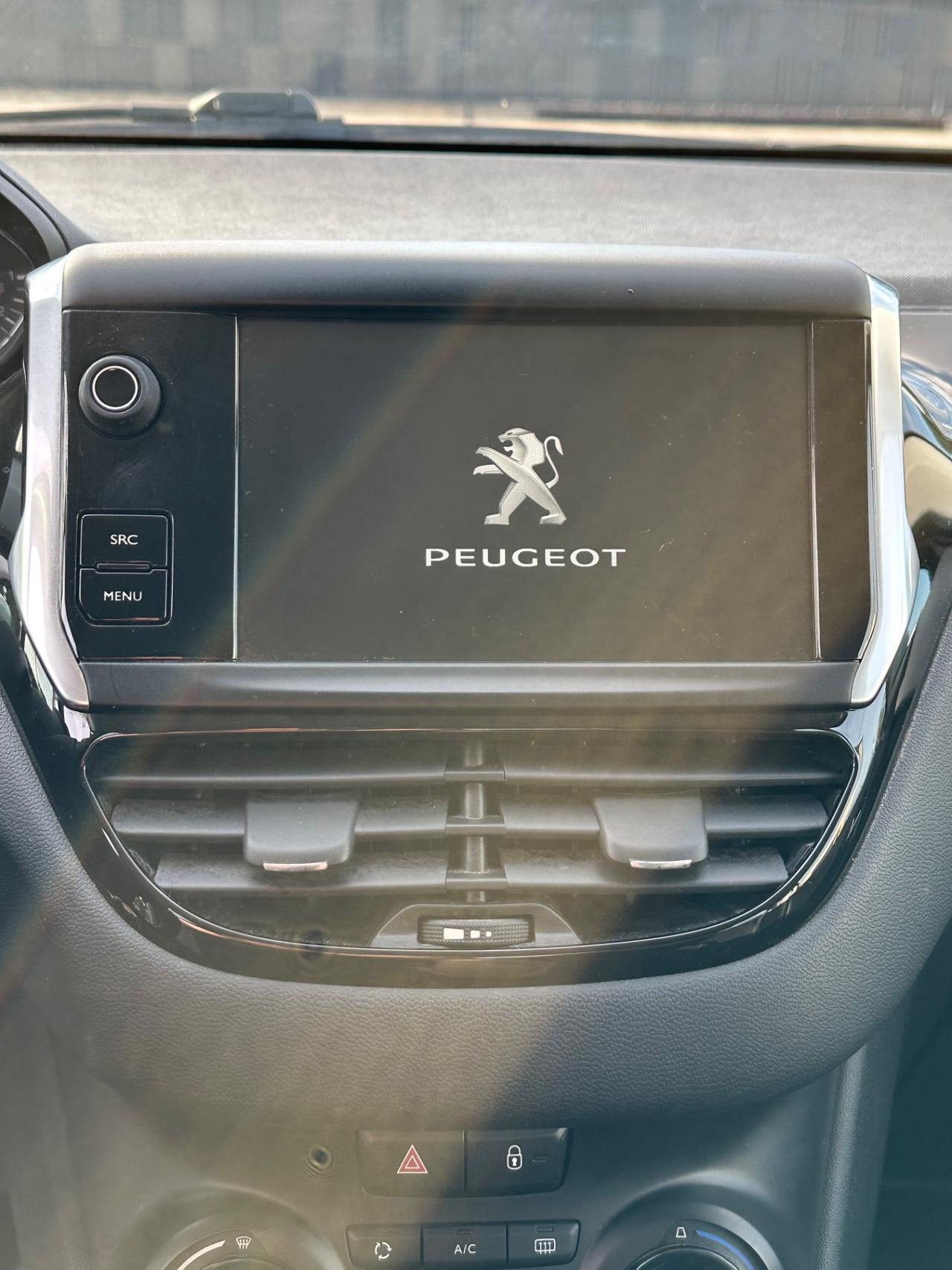 Peugeot 208 PureTech 82 5 porte Allure 2015