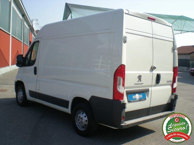 PEUGEOT Boxer 330 2.0 BlueHDi 130CV PC-TM Furgone