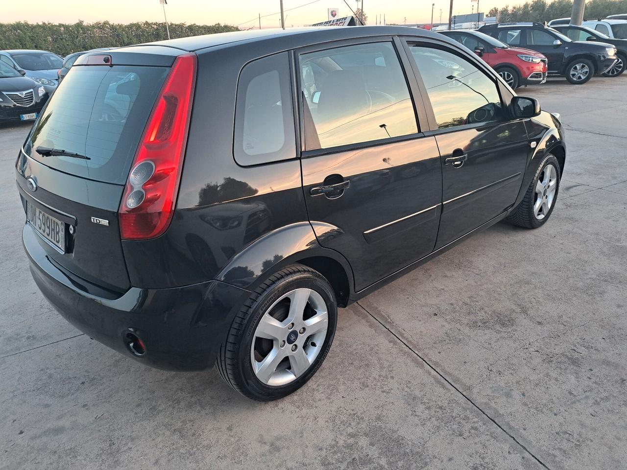 Ford Fiesta 1.4 TDCi 5p. Titanium - 2008