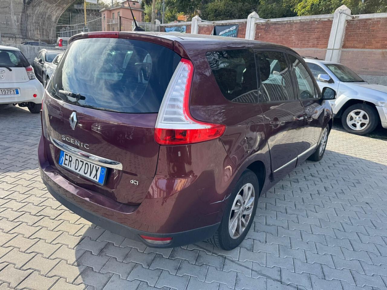 RENAULT SCENIC 1.5 Dci 7 POSTI AUTOMATICO