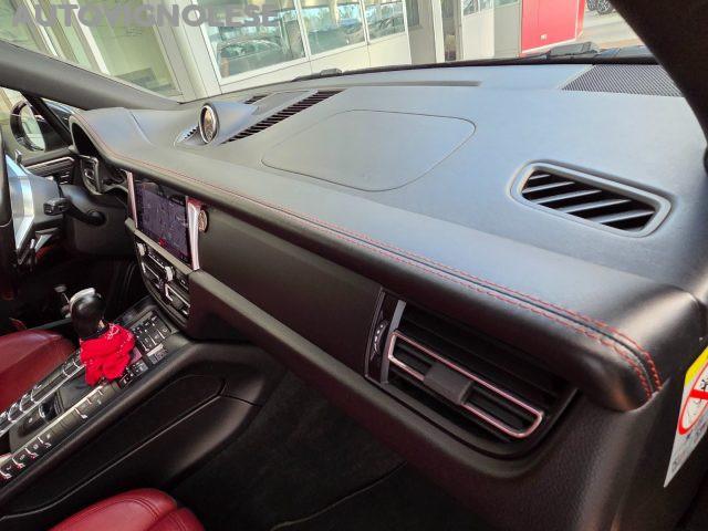 PORSCHE Macan 2.0 vettura con 39.000 euro di optional-Uniprop