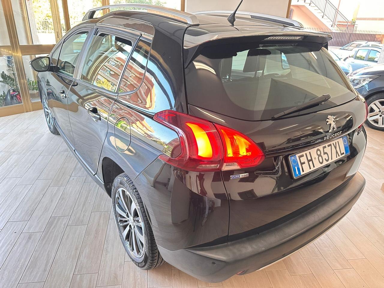 Peugeot 2008 PureTech 82 Allure