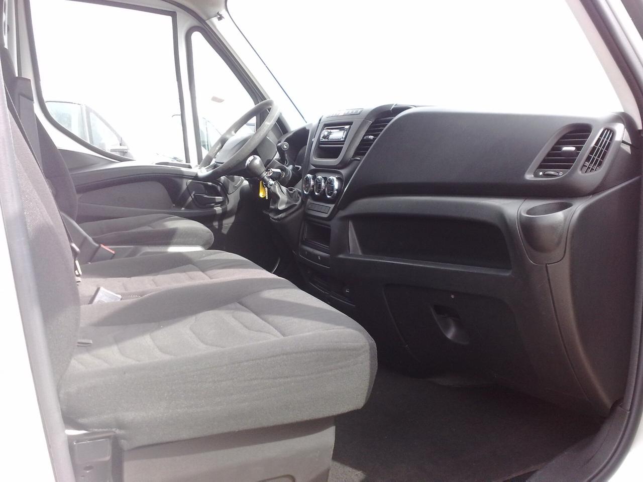Iveco Daily 35c15 3000cc GRANVOLUME - 2015
