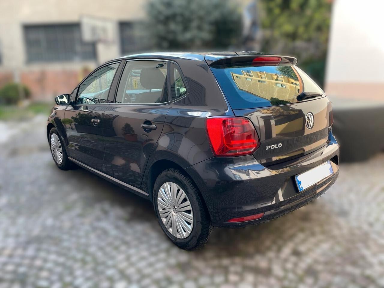 Volkswagen Polo V 2014 5p 1.4 tdi Comfortline 75cv