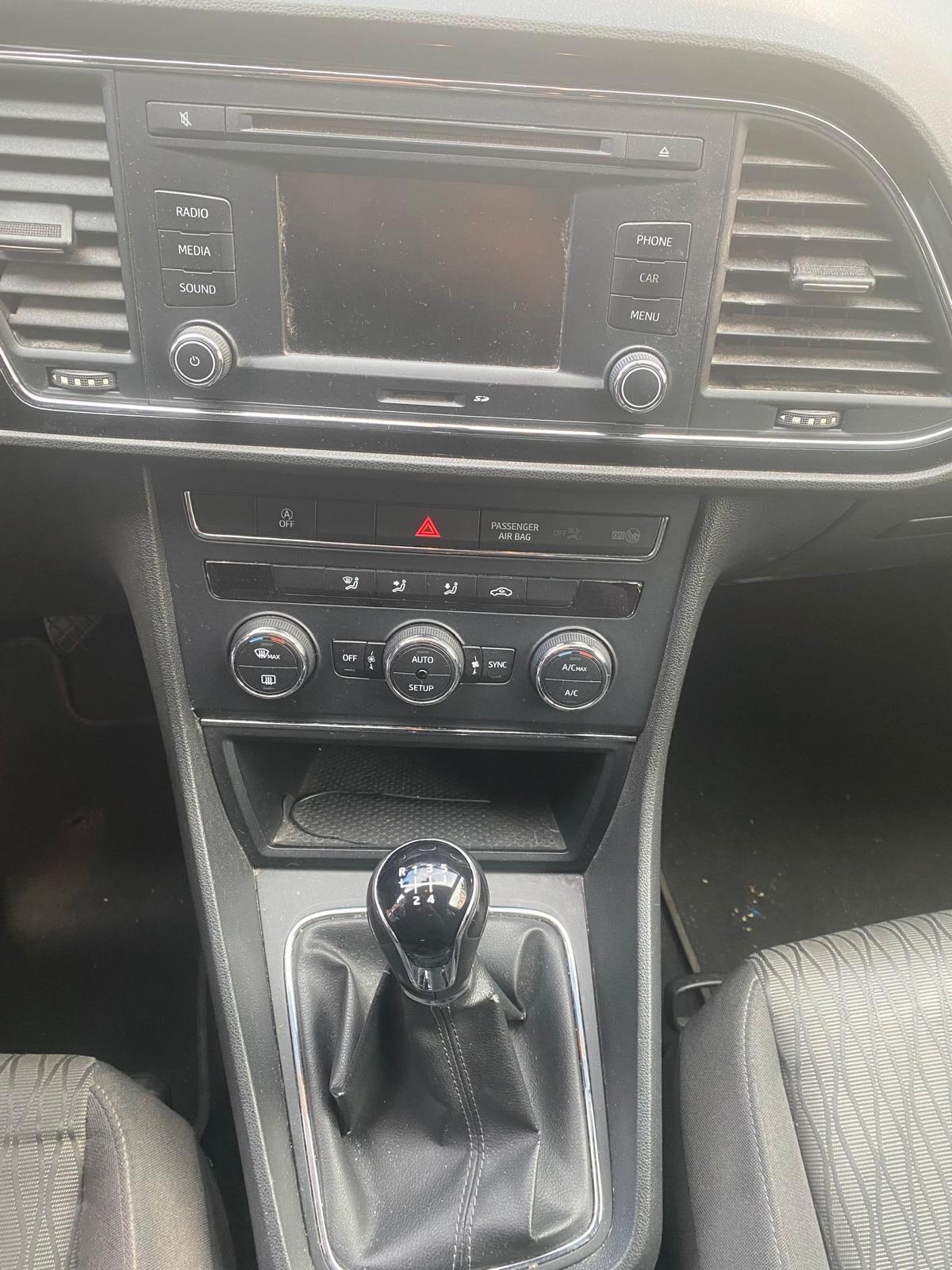 Seat Leon 1.6 TDI 105 CV ST Business NAVI