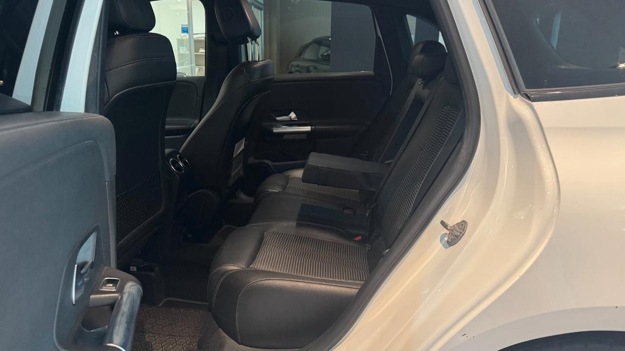 MERCEDES CLASSE B 180 136CV - 2019