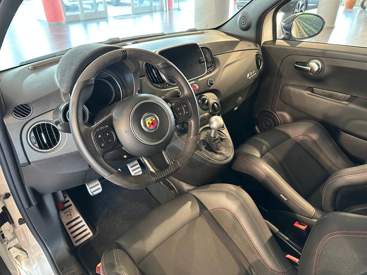 Abarth 595 1.4 Turbo T-Jet 180 CV Esseesse