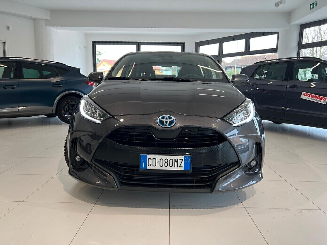 Toyota Yaris 1.5 Hybrid 5 porte Trend