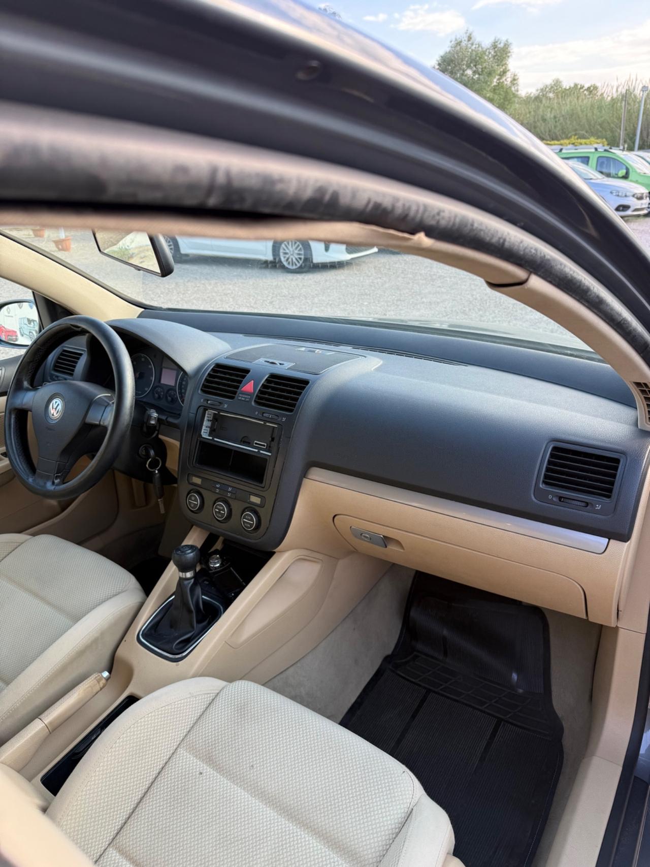 Volkswagen Golf 2.0 16V TDI 5p. Comfortline