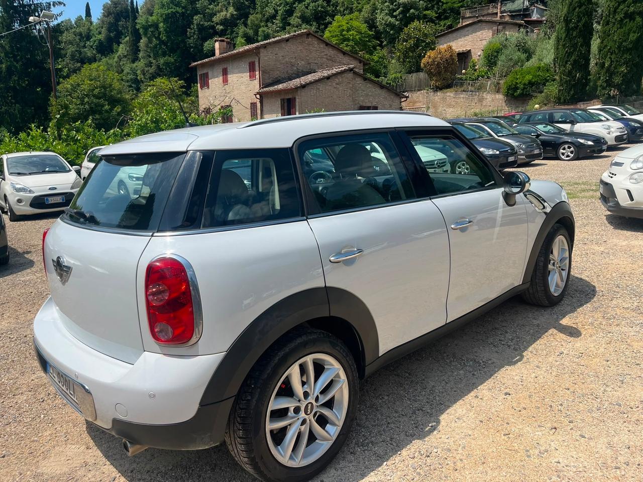 Mini 2.0 16V Cooper D Automatica