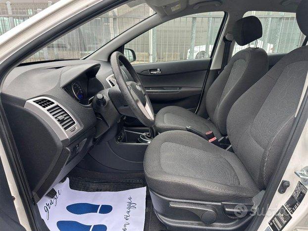 HYUNDAI - i20 - 1.2 5p. Sound Edition
