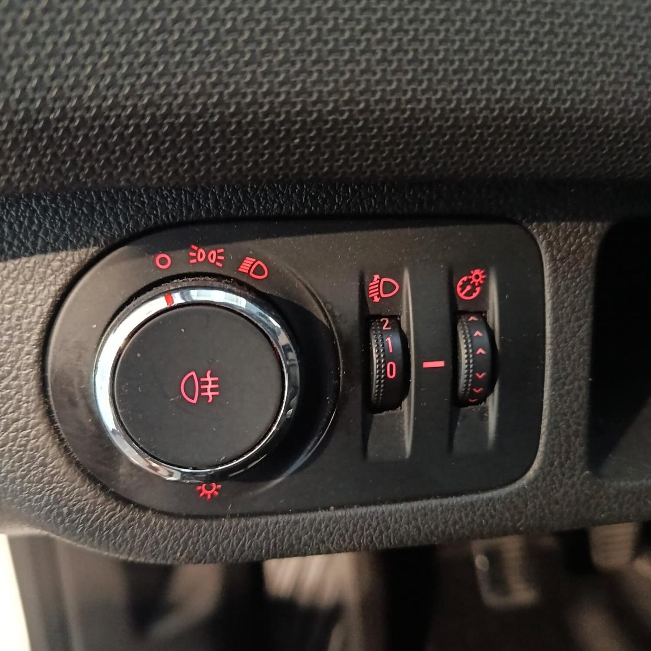 Opel Meriva 1.4 BENZINA NEOPATENTATI