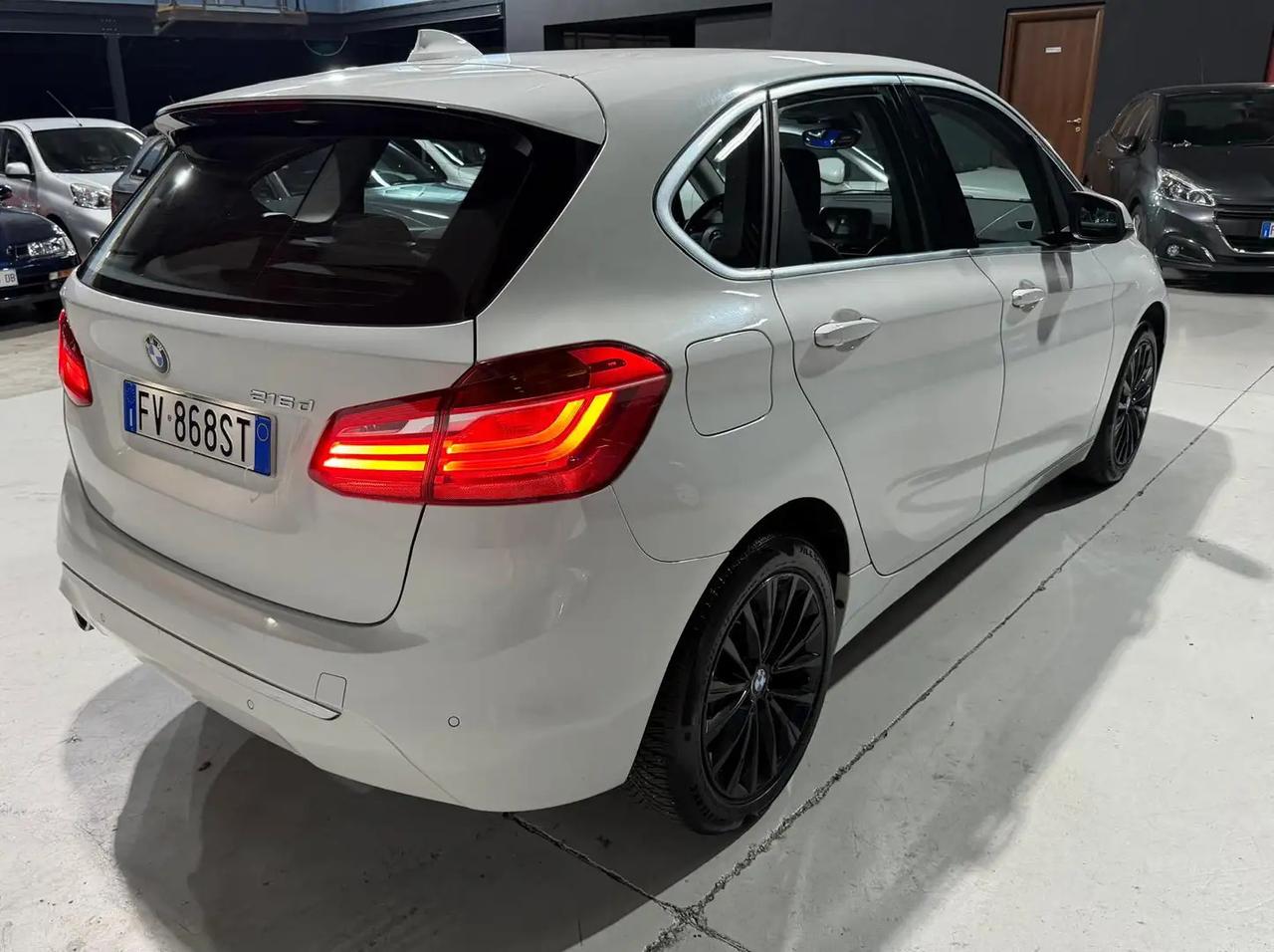 Bmw 216 Diesel Automatico Neopatentati