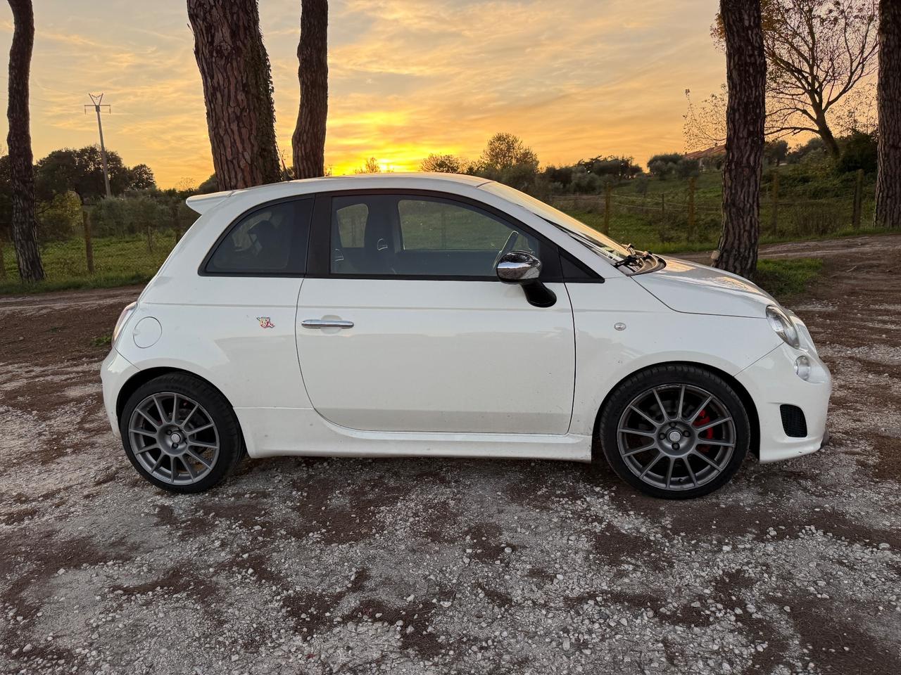 Abarth 500 1.4 Turbo T-Jet Custom