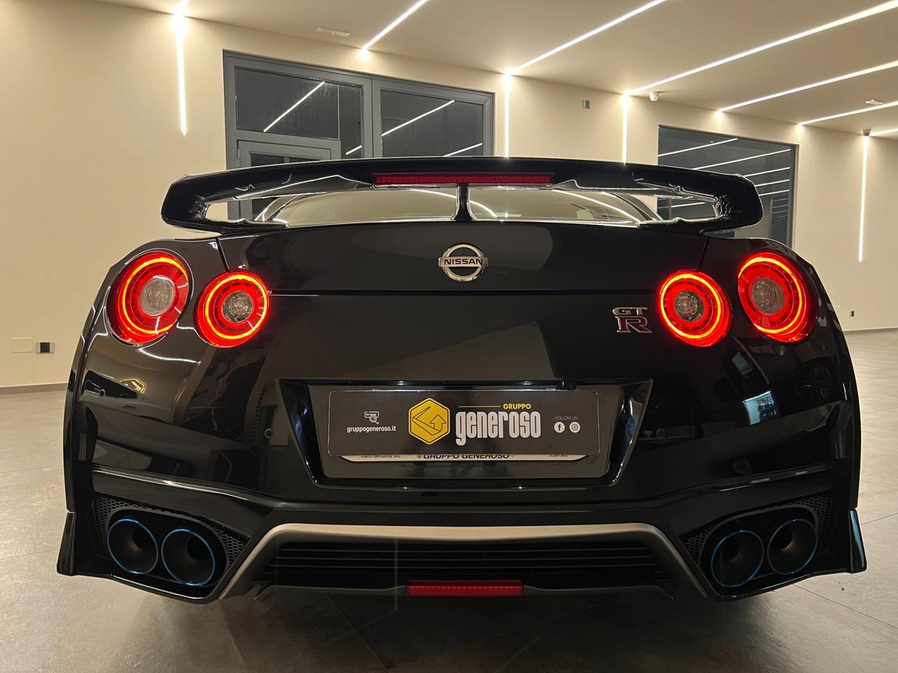 Nissan GT-R 3.8 V6 Black